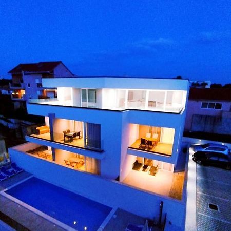 Villa Apartment Joel Trogir Exterior photo