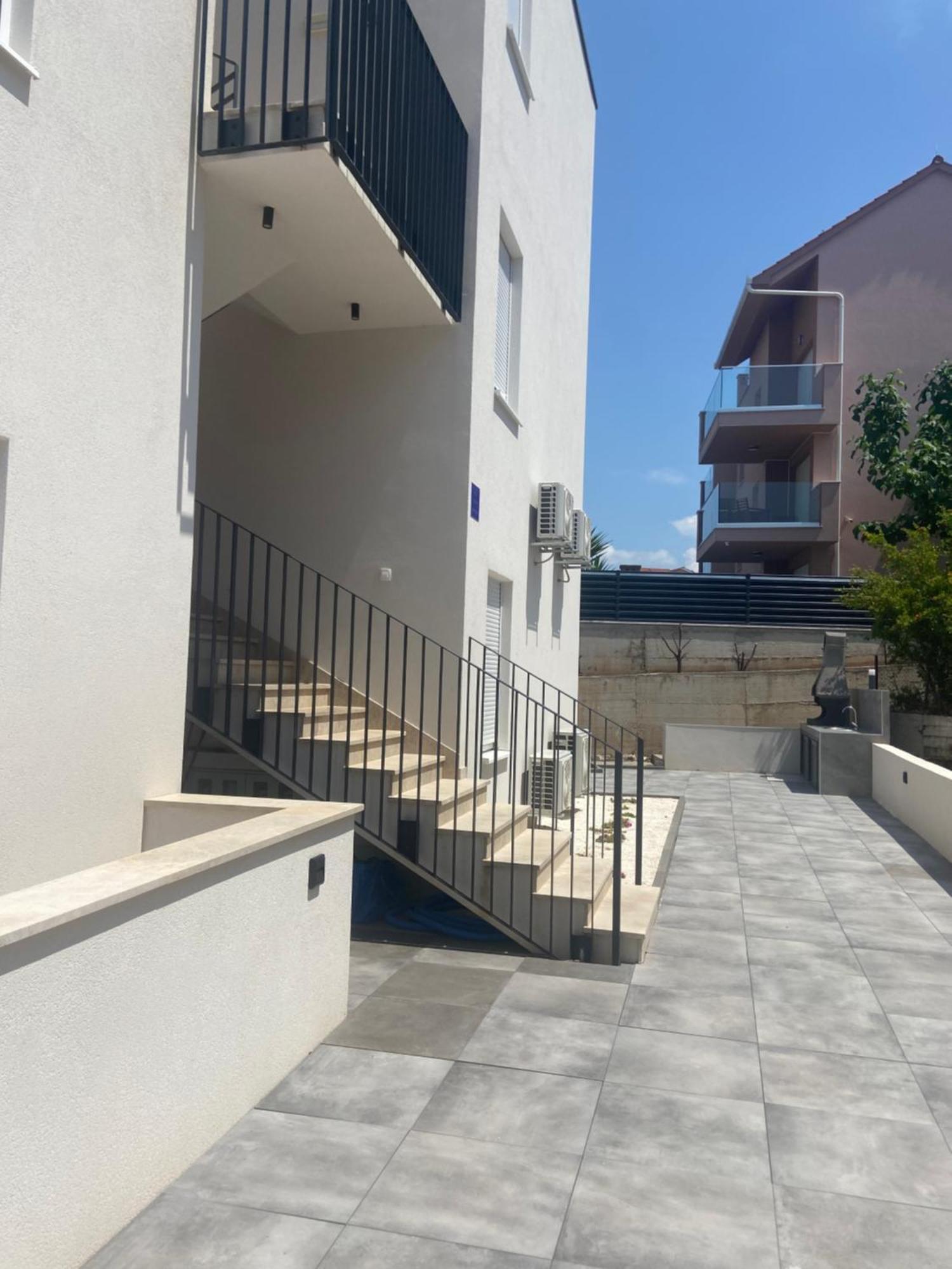 Villa Apartment Joel Trogir Exterior photo